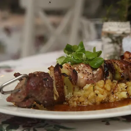 Pensjonat Restaurace A *